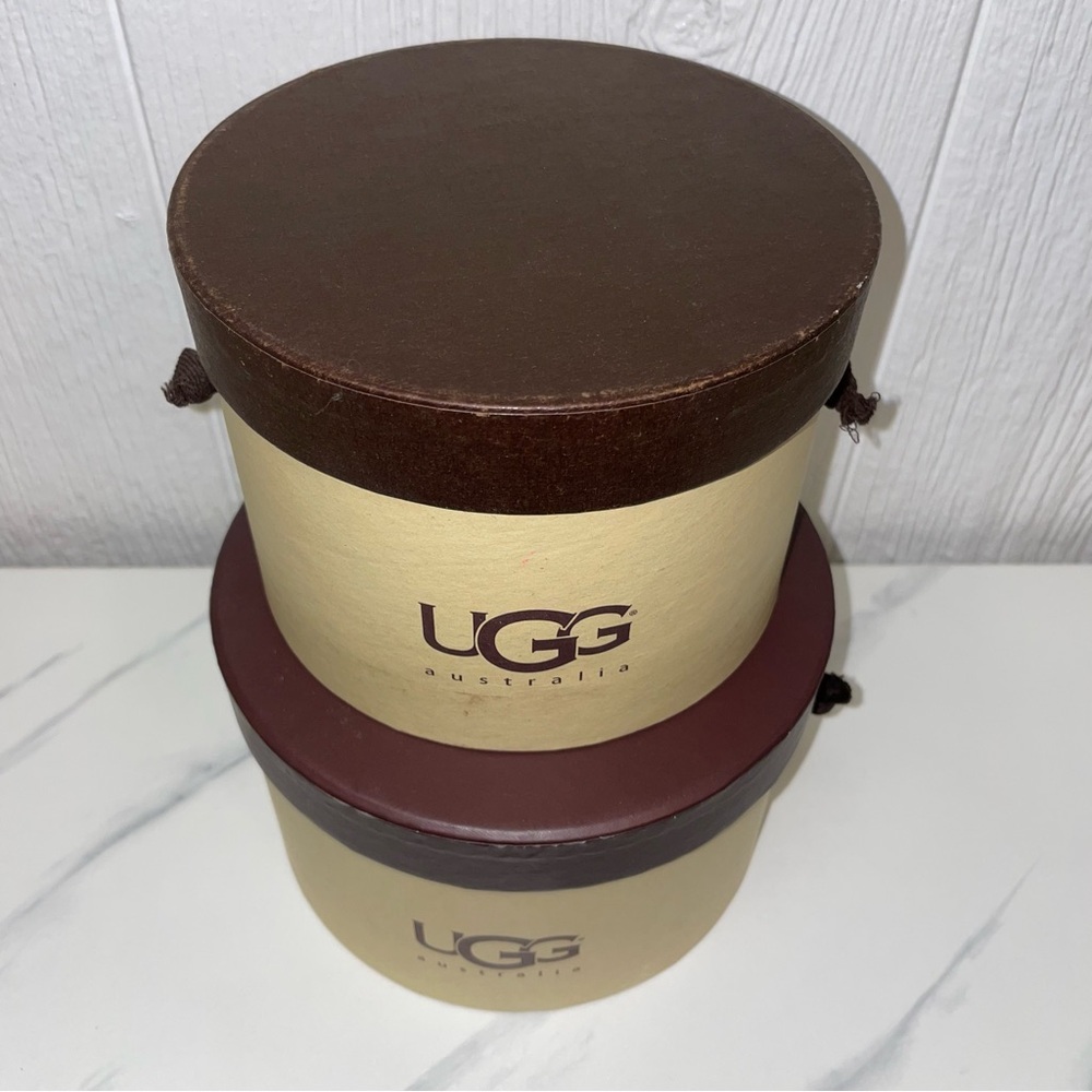 UGG Boxes!! - Picture 2 of 6